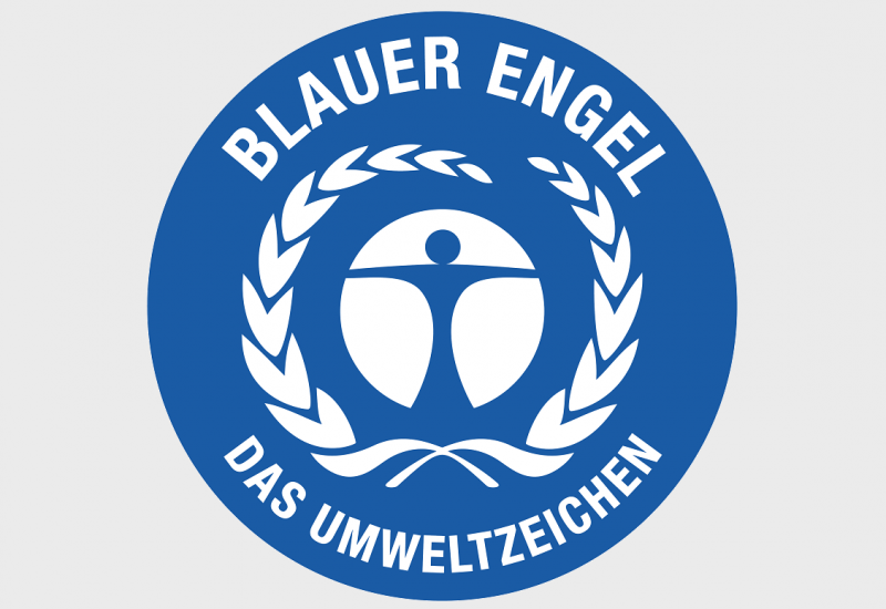 Das Umweltzeichen Blauer Engel mit einem stilisierten Menschen